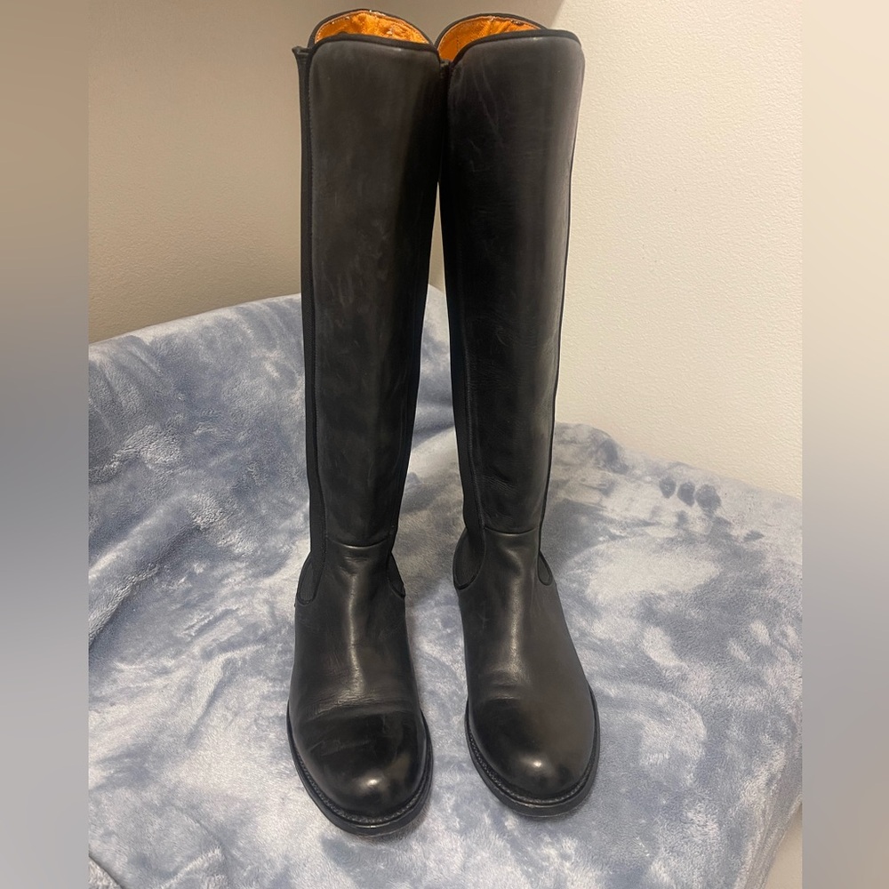 Frye Black Leather fitted boots
